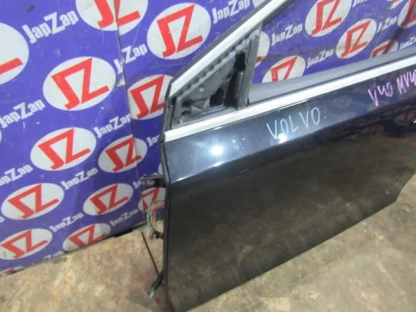 Дверь боковая Volvo V40 MV