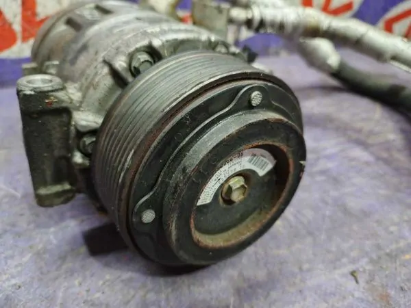 Компрессор кондиционера BMW 5 серия F10