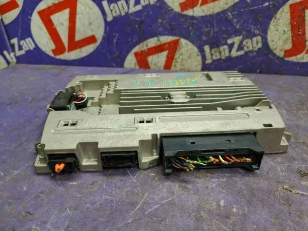 Электроблок Audi A1 8X1