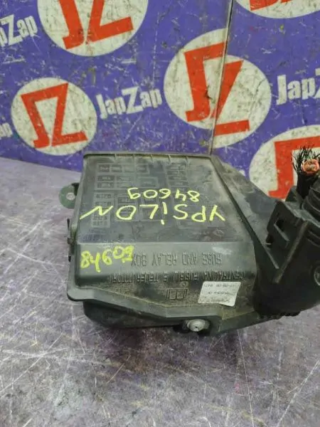 Блок предохранителей, реле Lancia Ypsilon 84609