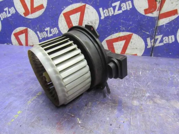 Мотор печки Suzuki Wagon R MH22S