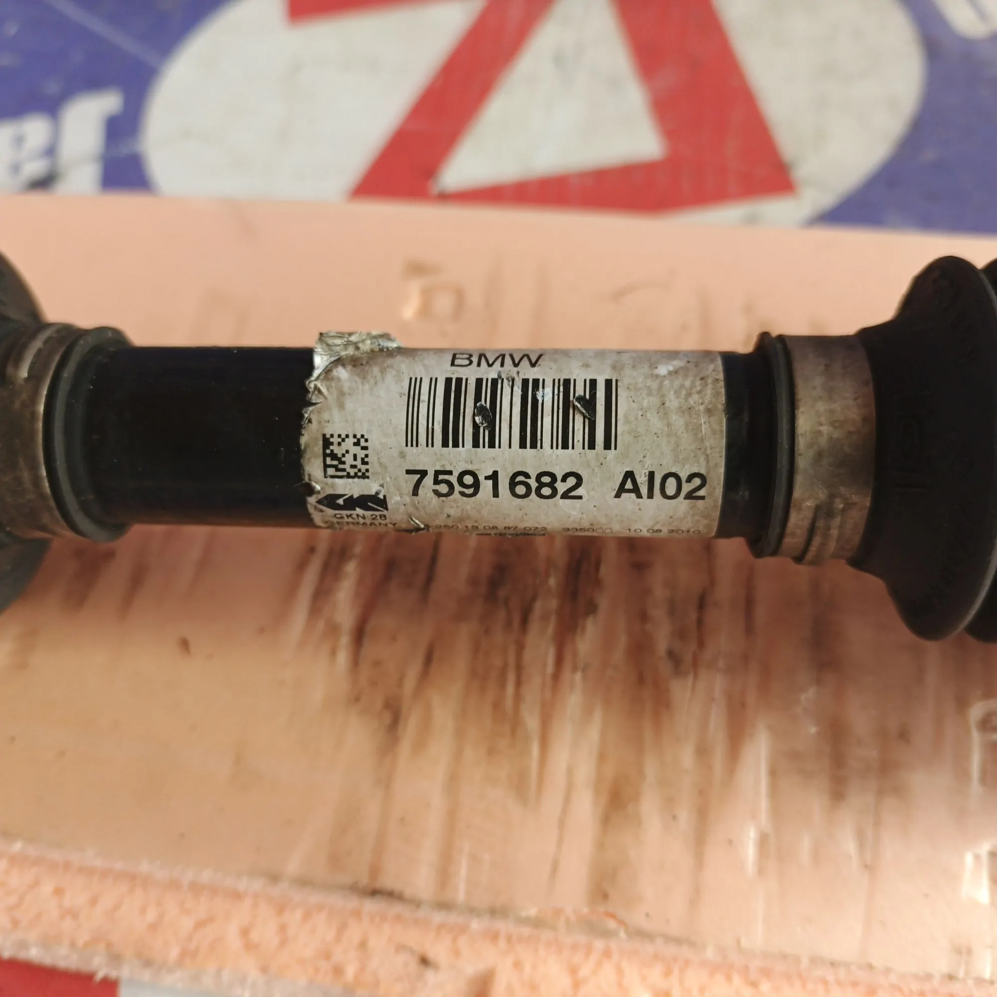Привод для Bmw X1 E84  N52B30  перед право  7591682 
