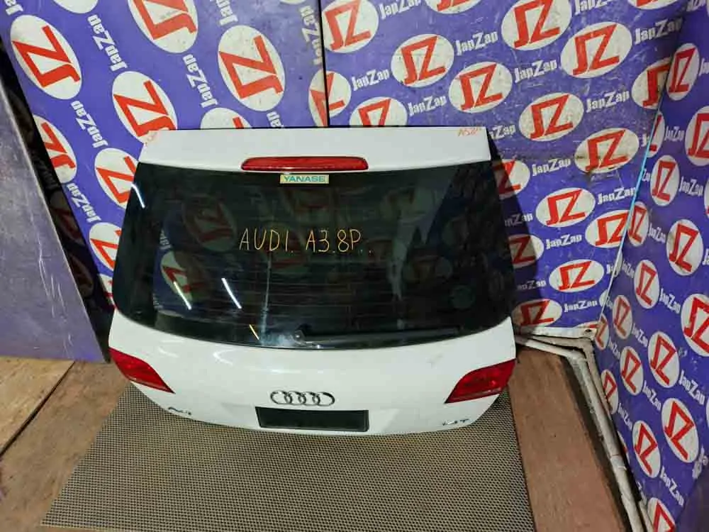 Дверь багажника Audi A3 8P