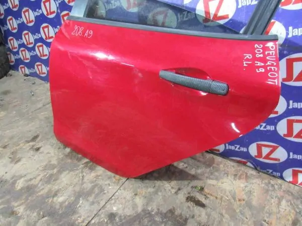 Дверь боковая Peugeot 208 A9
