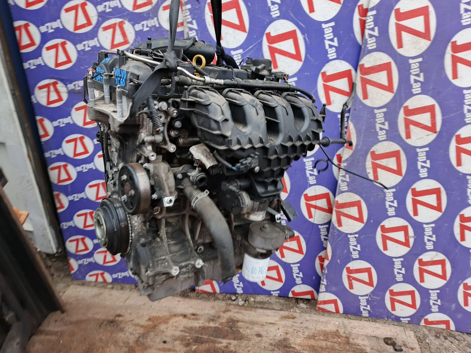 Двигатель Volvo XC60 DZ44