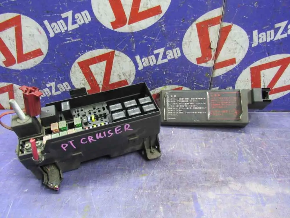 Блок предохранителей, реле Chrysler PT Cruiser PT