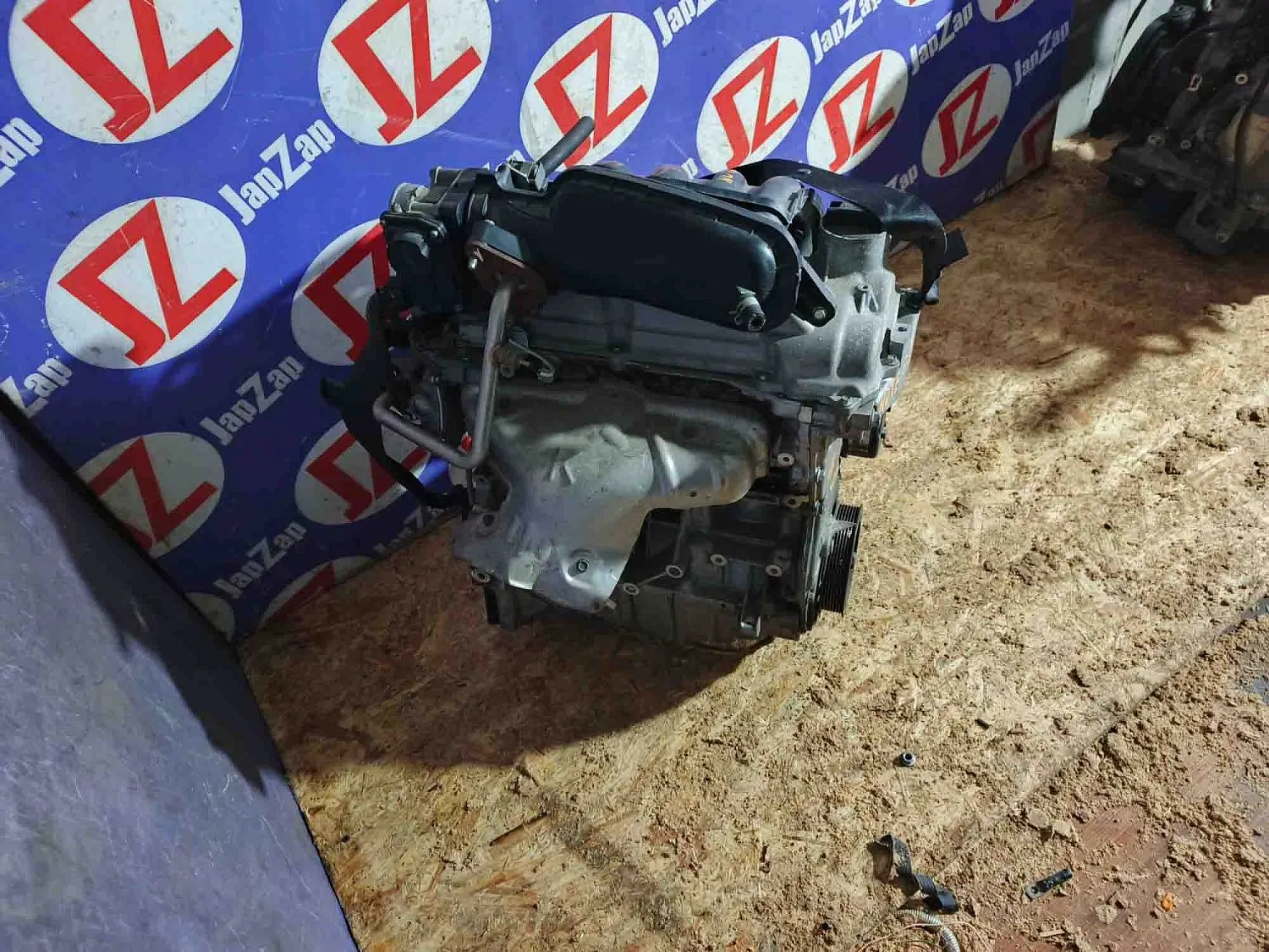 Двигатель Nissan Note E11