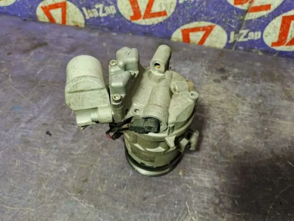 Компрессор кондиционера BMW 1 серия E87