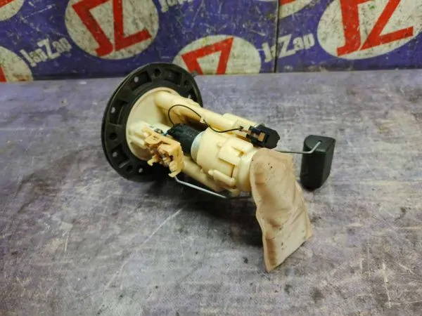 Насос топливный Honda Stepwgn RF3