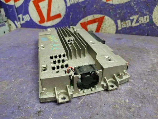 Электроблок Audi A1 8X1