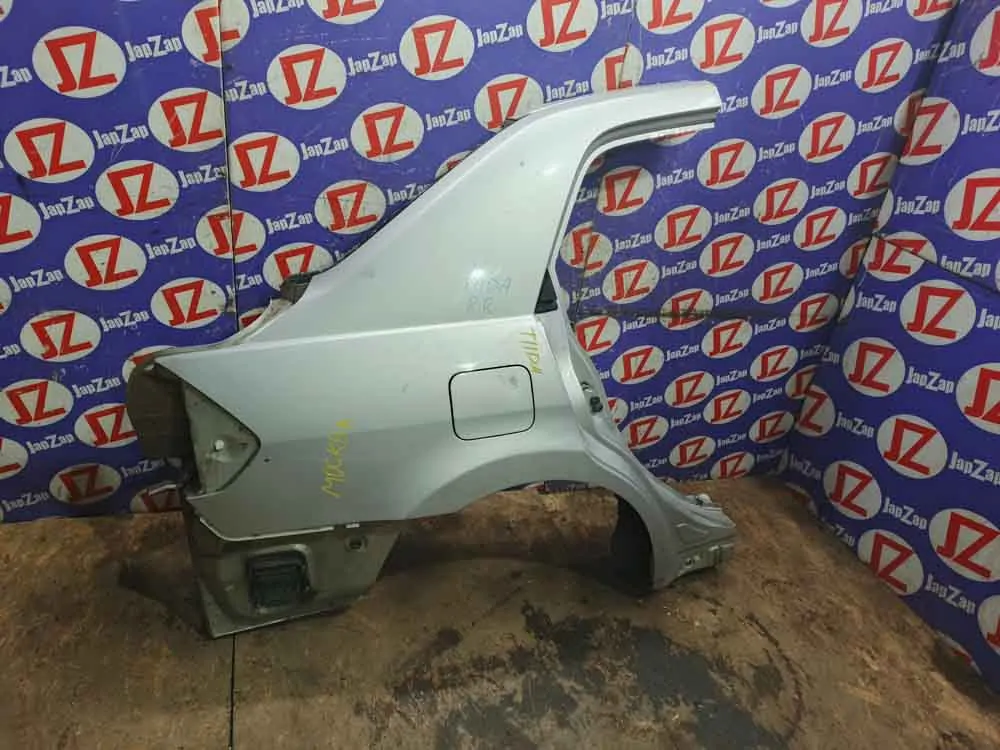 Крыло заднее Nissan Tiida C11