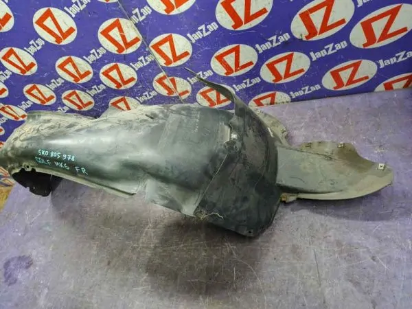 Подкрылок Volkswagen Golf 5K1