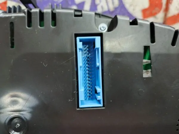 Панель приборов Volkswagen Passat B7