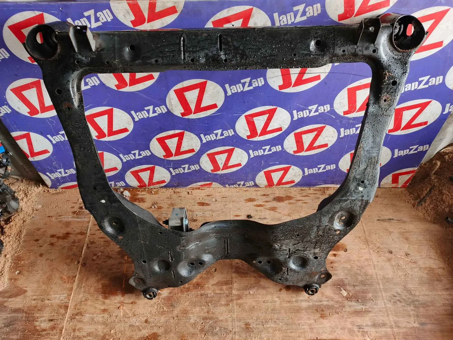 Балка поперечная Nissan Teana L33