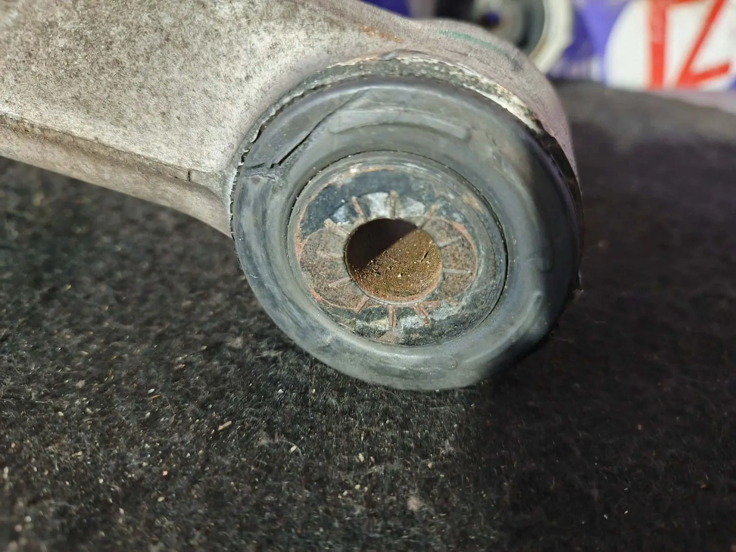 Рычаг Cadillac CTS