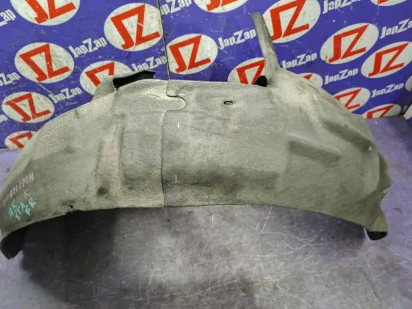 Подкрылок Audi A5 8TA