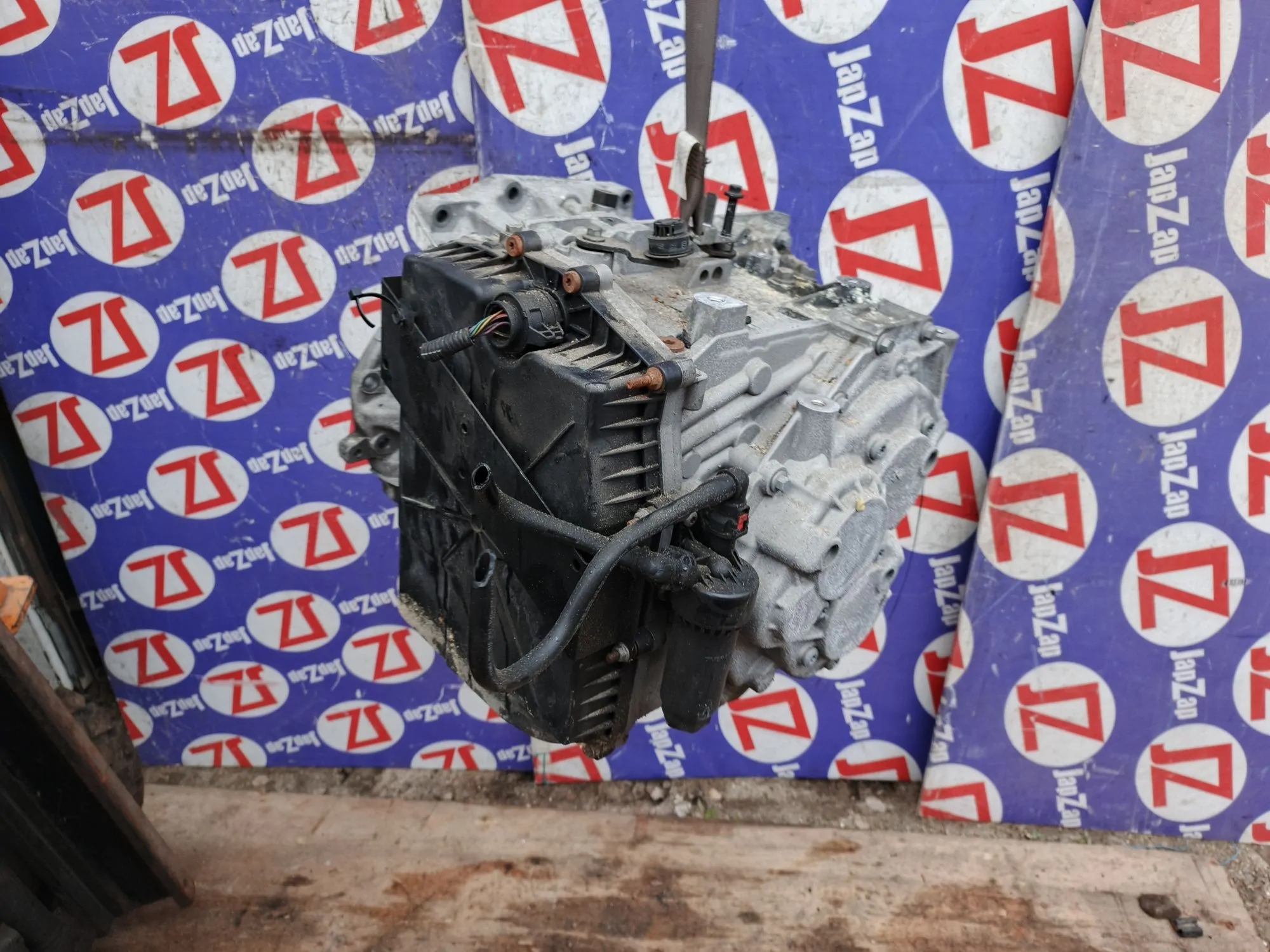 Акпп для Volvo XC60 DZ44  B4204T6     36051074 