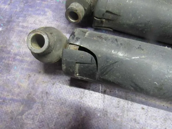 Амортизатор подвески Chrysler PT Cruiser PT