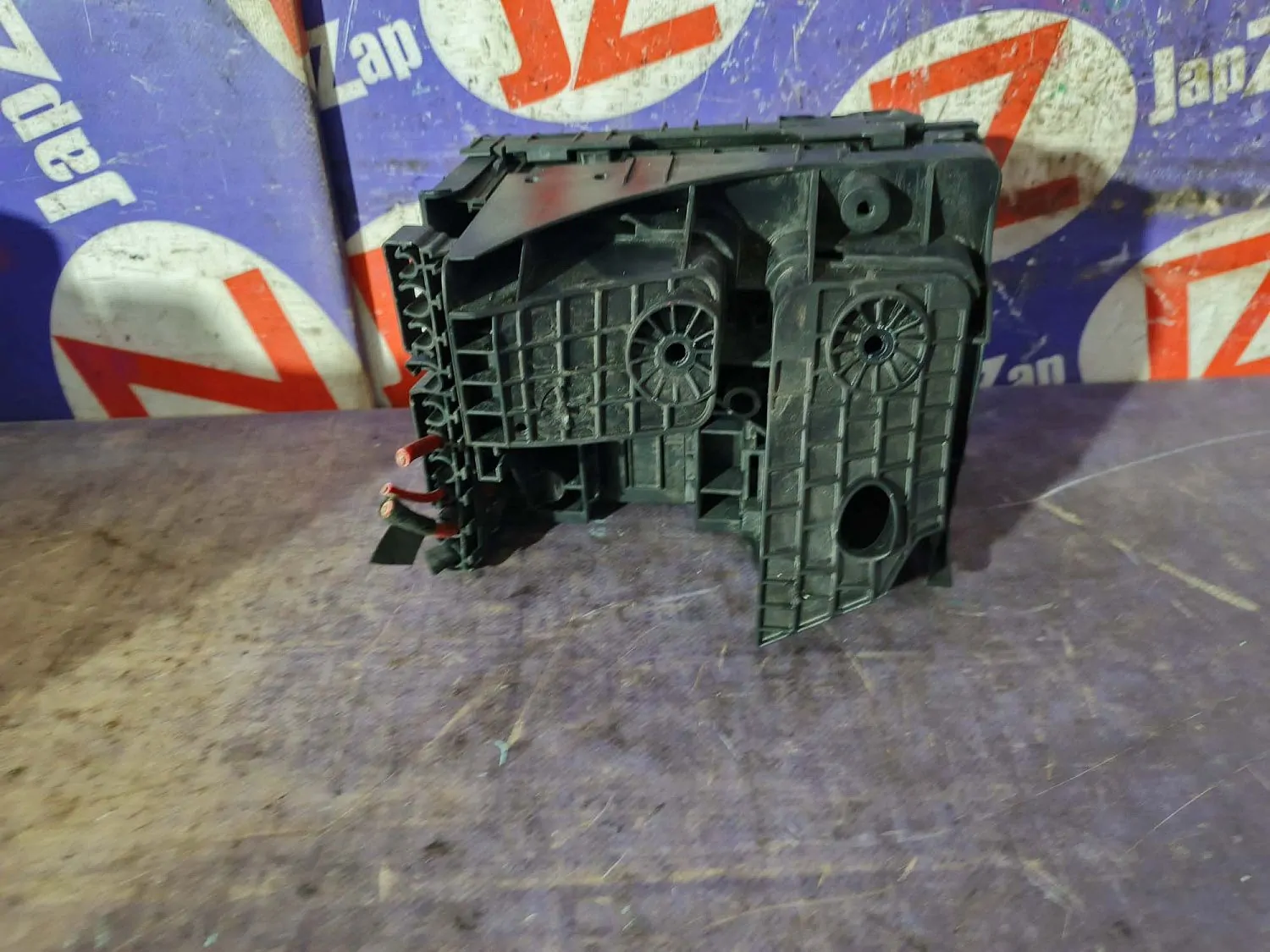 Блок предохранителей, реле Audi A3 8P