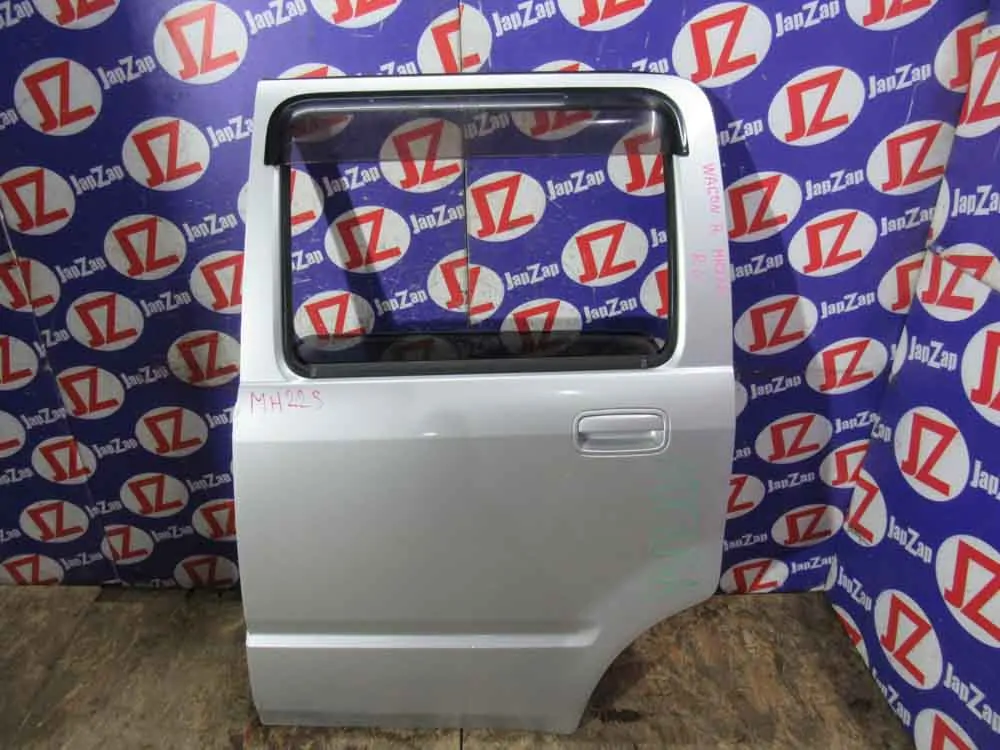 Дверь боковая Suzuki Wagon R MH22S