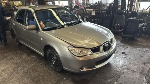 Двигатель в сборе Subaru Impreza GG3 EJ15