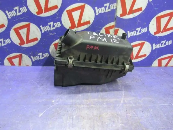 Корпус воздушного фильтра Dodge Caliber PM