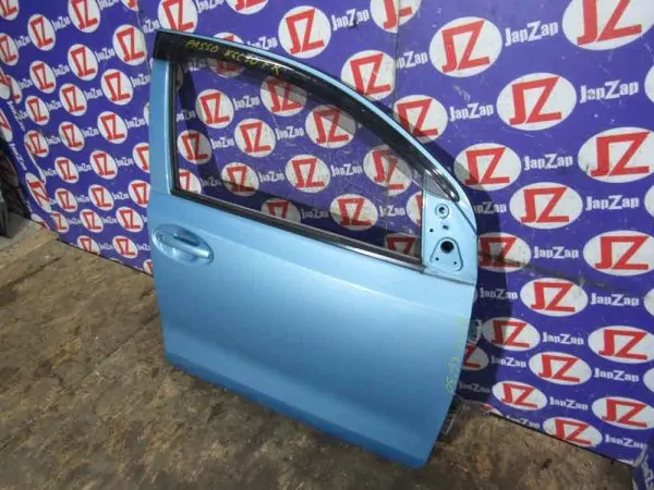 Дверь боковая Toyota Passo KGC30