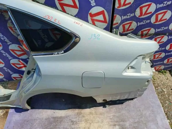 Крыло заднее Nissan Teana J32