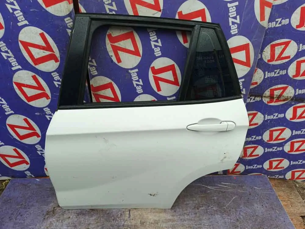 Дверь боковая BMW X1 E84