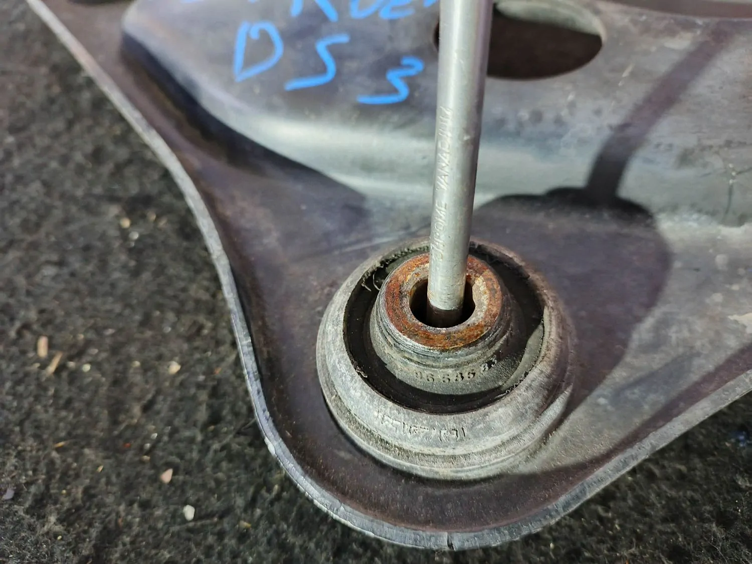 Рычаг Citroen DS 3 S