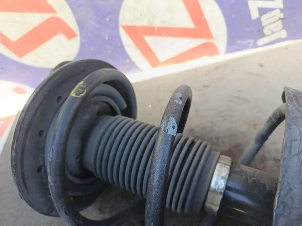 Стойка подвески Subaru Impreza GH2