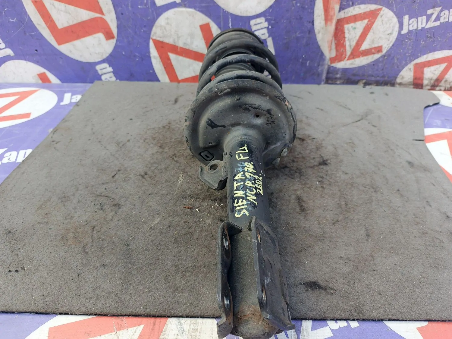 Стойка подвески Toyota Sienta NSP170G