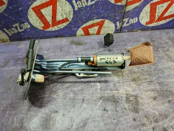 Насос топливный Subaru Impreza GG3