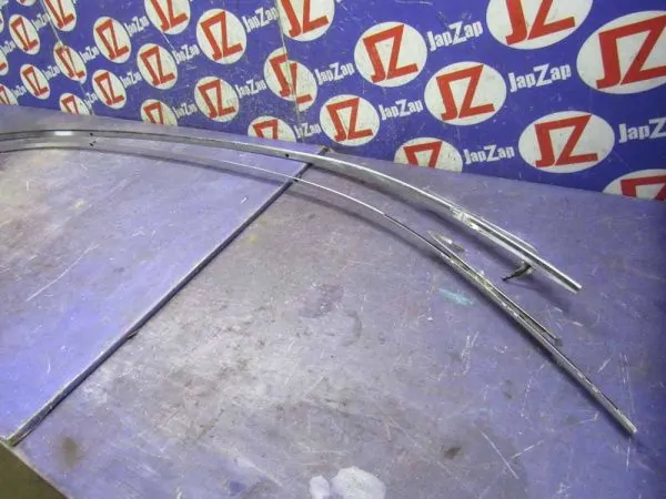 Молдинг крыши Audi A4 8K2