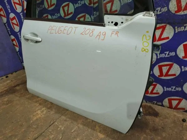Дверь боковая Peugeot 208 A9