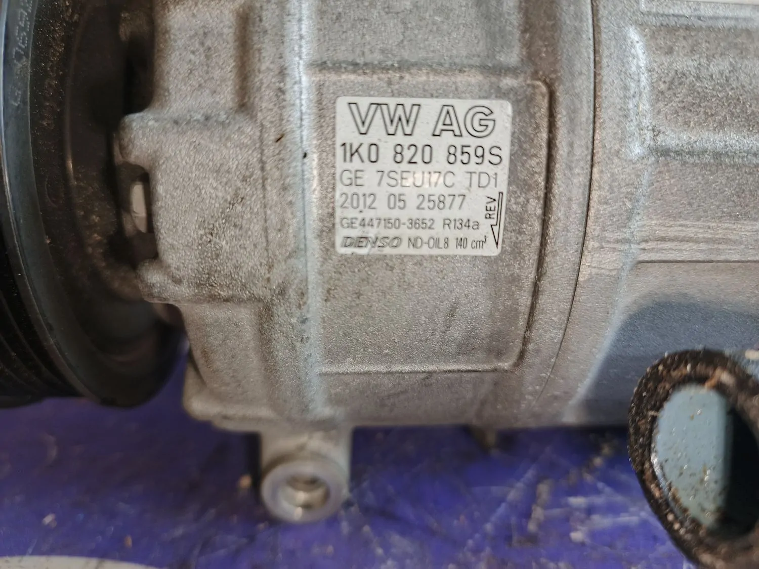Компрессор кондиционера Volkswagen Passat B7