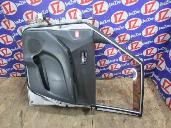 Дверь боковая Mitsubishi Delica D2 MB15S