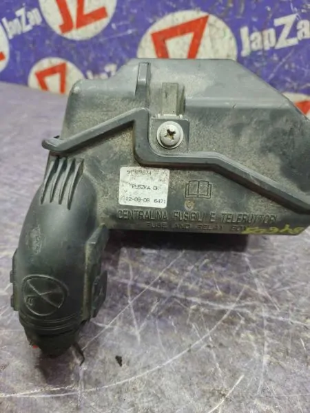 Блок предохранителей, реле Lancia Ypsilon 84609