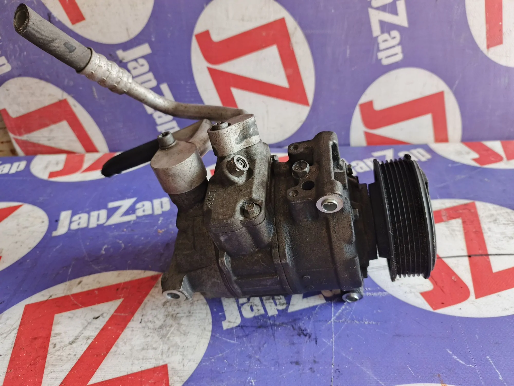 Компрессор кондиционера для Audi A4 8ED  BFB     8e0260805bp 