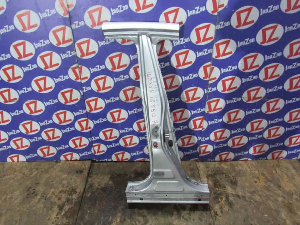 Стойка кузова Lexus IS GSE21