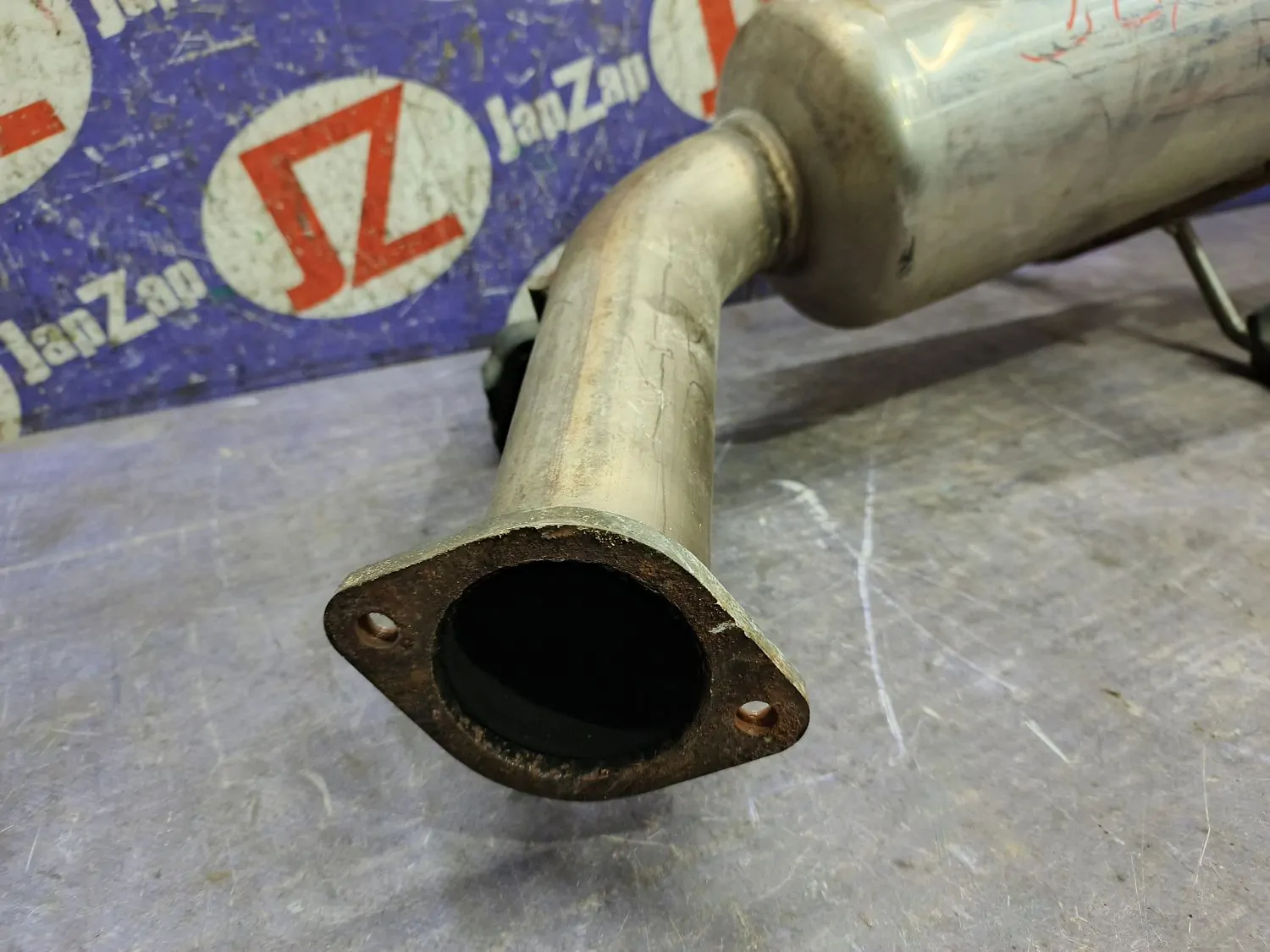 Глушитель Nissan Skyline V35