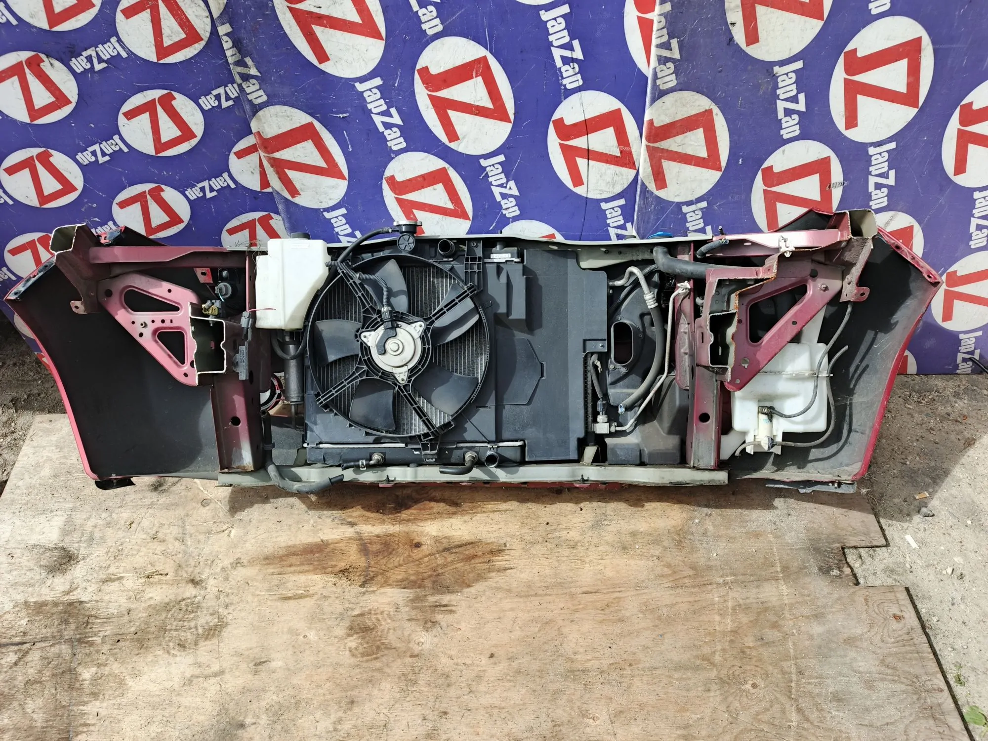 Ноускат для Nissan March АК12  CR12DE      