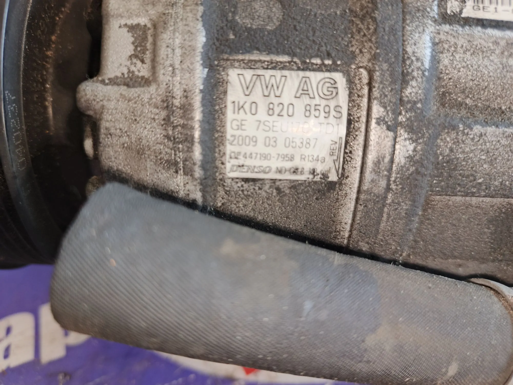 Компрессор кондиционера для Volkswagen Touran 1T2  BLG     1k0820859s 
