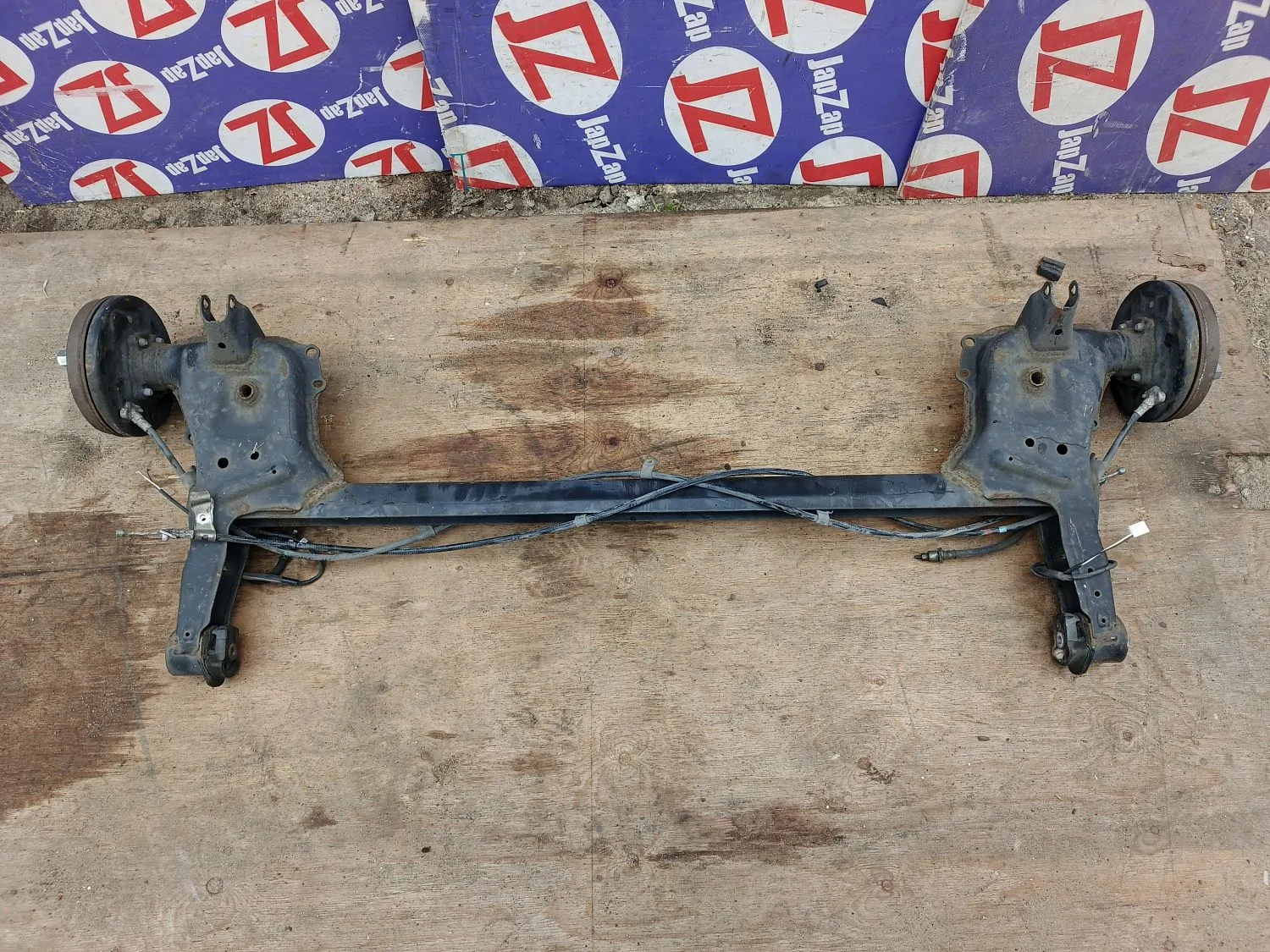 Балка поперечная Toyota Passo KGC30