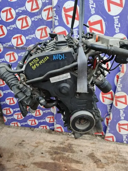 Двигатель Audi A4 8ED