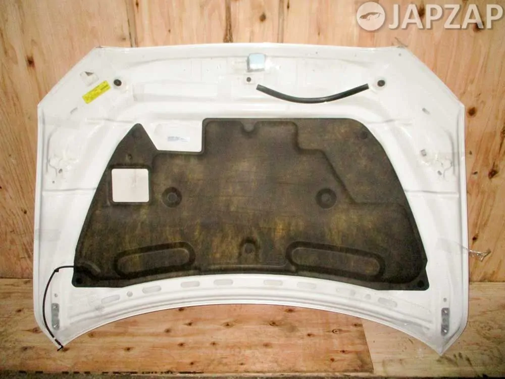 Капот для Mitsubishi Lancer  CY4A    перед    Белый Капот для Mitsubishi Lancer CY4A    перед    Белый