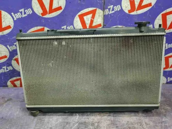 Радиатор охлаждения двигателя Honda Fit GE6