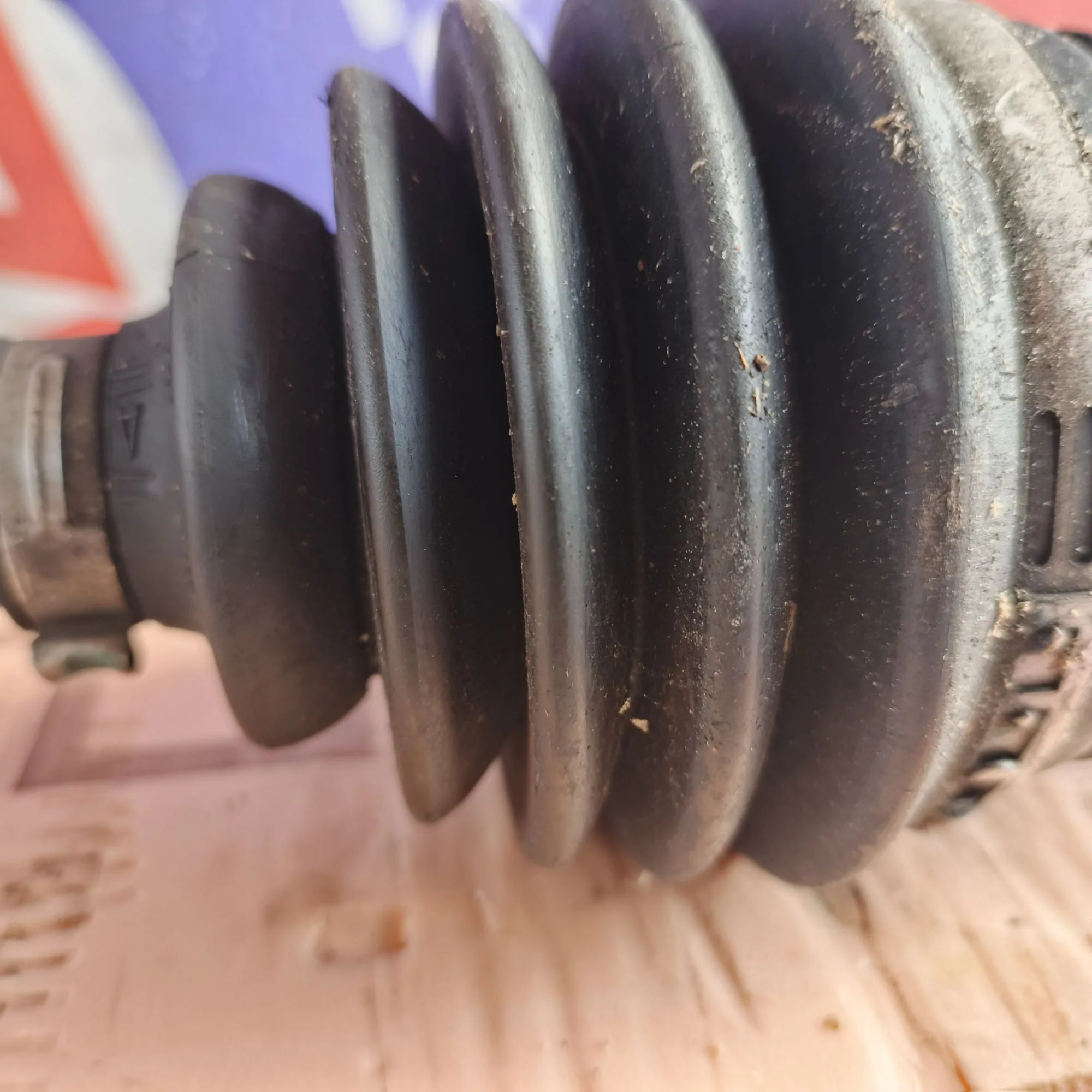 Привод для Bmw X1 E84  N52B30  перед право  7591682 