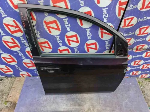 Дверь боковая Toyota Passo KGC30