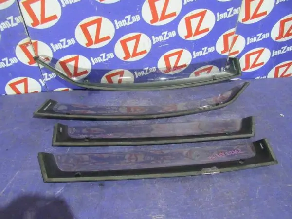 Ветровик для автомобиля Toyota Corolla Spacio